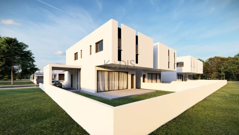 3 Bedroom House for Sale in Strovolos, Nicosia District