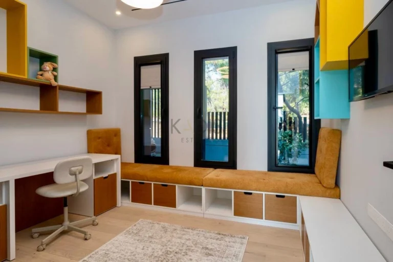 900m² House for Sale in Limassol District