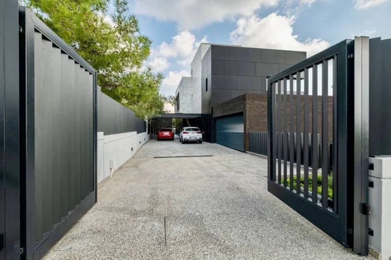 900m² House for Sale in Limassol District