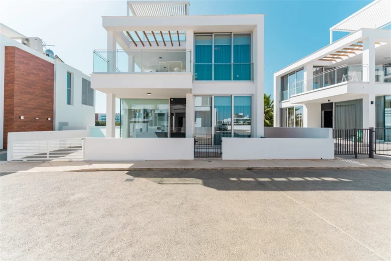 4 Bedroom House for Sale in Profitis Elias, Famagusta District