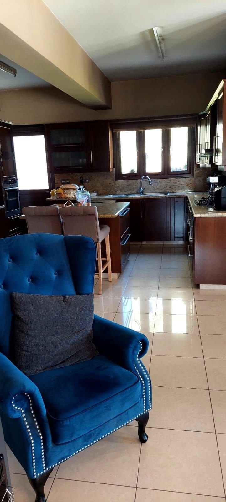 4 Bedroom House for Sale in Mosfiloti, Larnaca District
