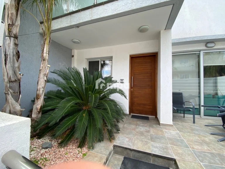 3 Bedroom House for Sale in Lakatamia, Nicosia District