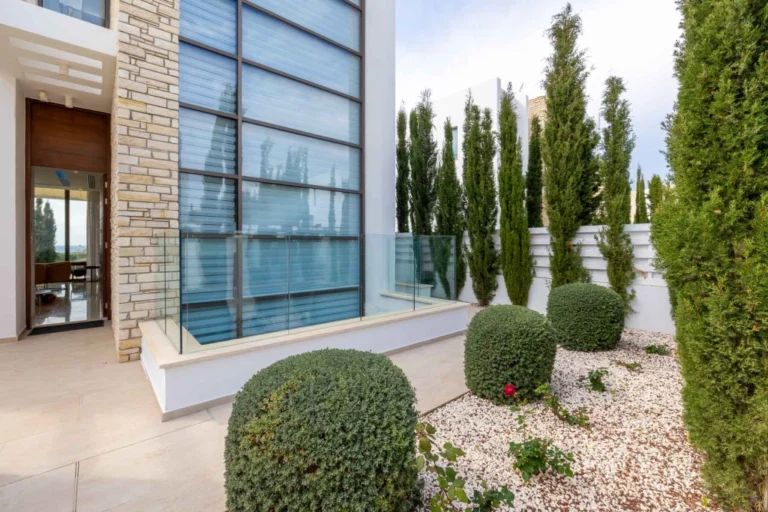 5 Bedroom House for Sale in Pegeia, Paphos District