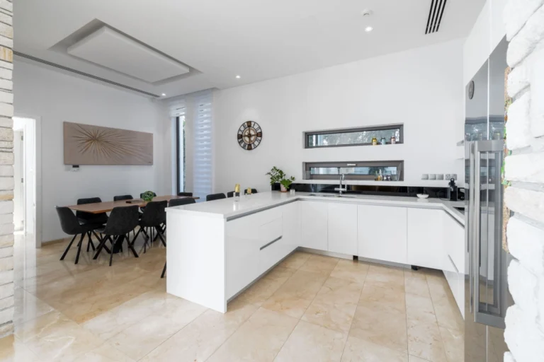 5 Bedroom House for Sale in Pegeia, Paphos District