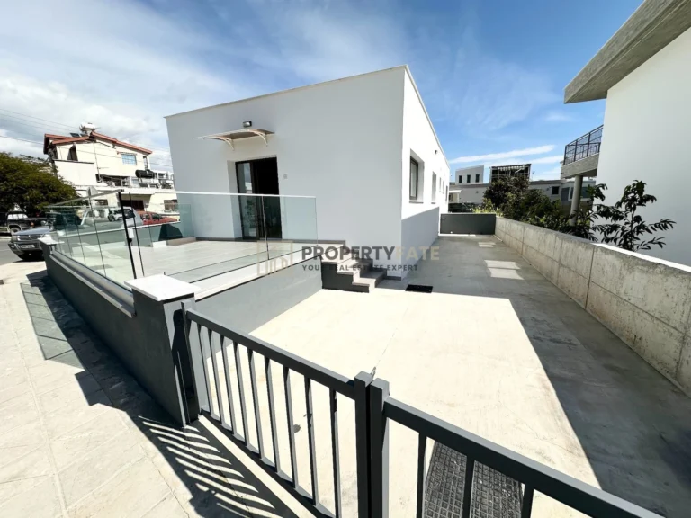 2 Bedroom House for Rent in Limassol – Zakaki