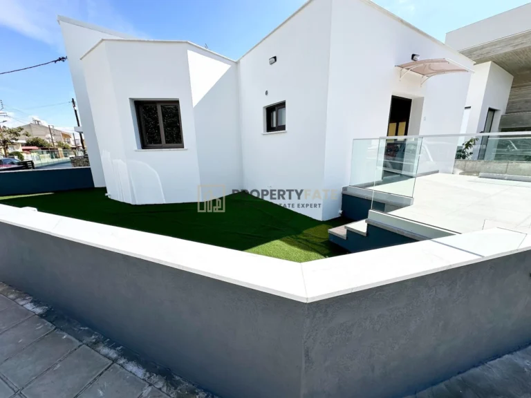 2 Bedroom House for Rent in Limassol – Zakaki
