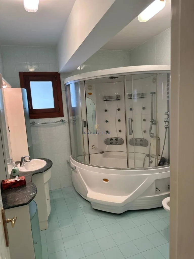 5 Bedroom House for Sale in Faneromeni, Larnaca District