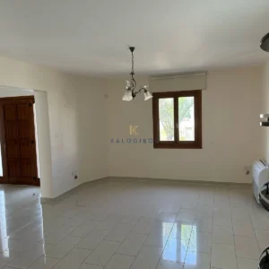 5 Bedroom House for Sale in Faneromeni, Larnaca District