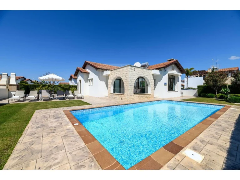 Cheap Houses and Villas for Sale Famagusta up to 500000 euro