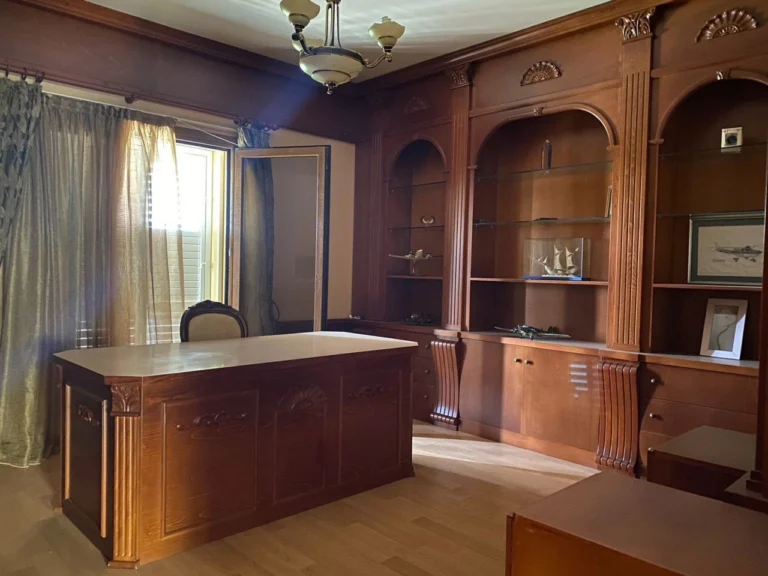 6+ Bedroom House for Sale in Limassol District
