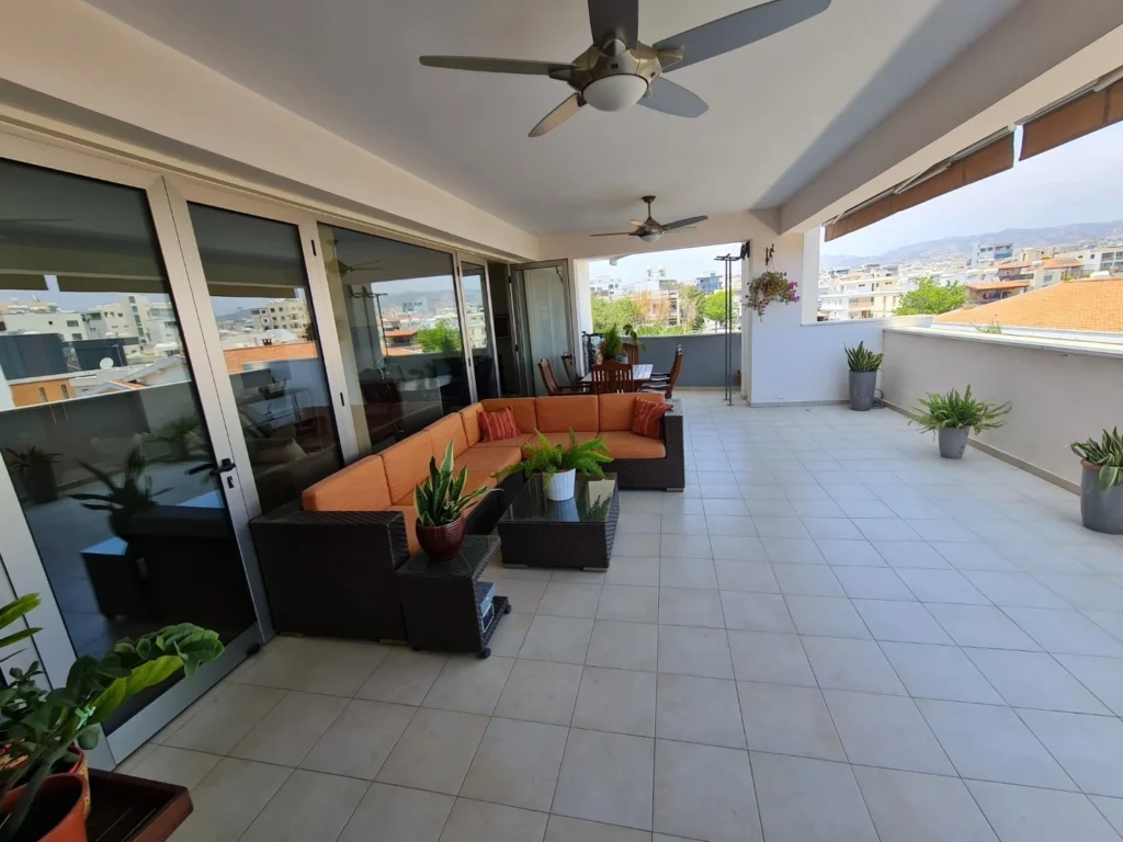 3 Bedroom Apartment for Sale in Limassol – Agios Nicolaos