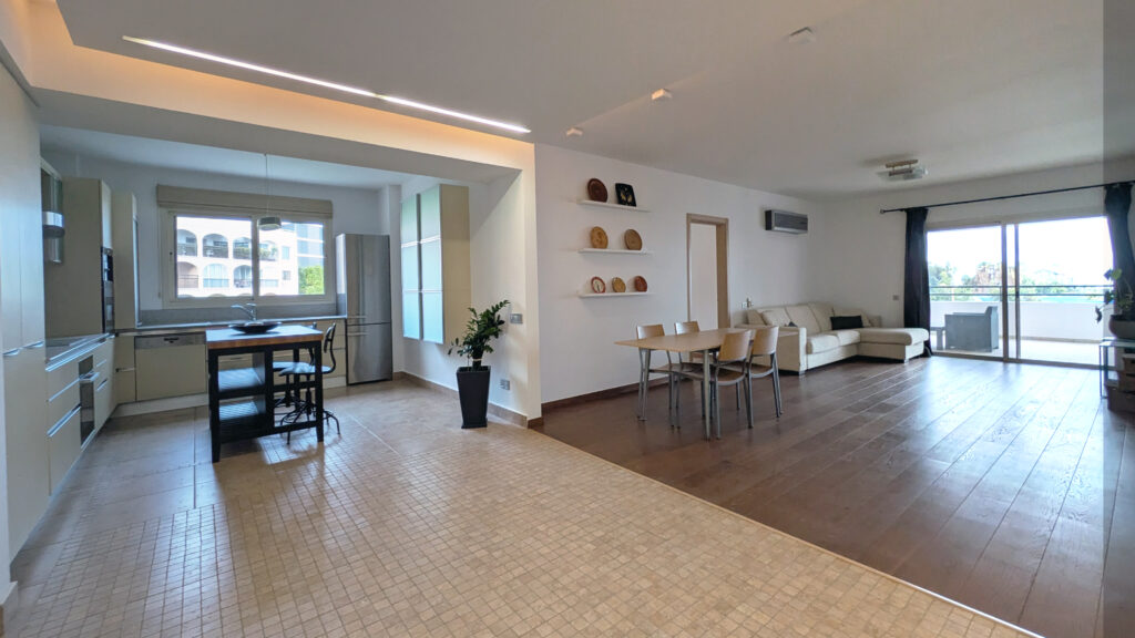 3 Bedroom Apartment for Sale in Germasogeia, Limassol District
