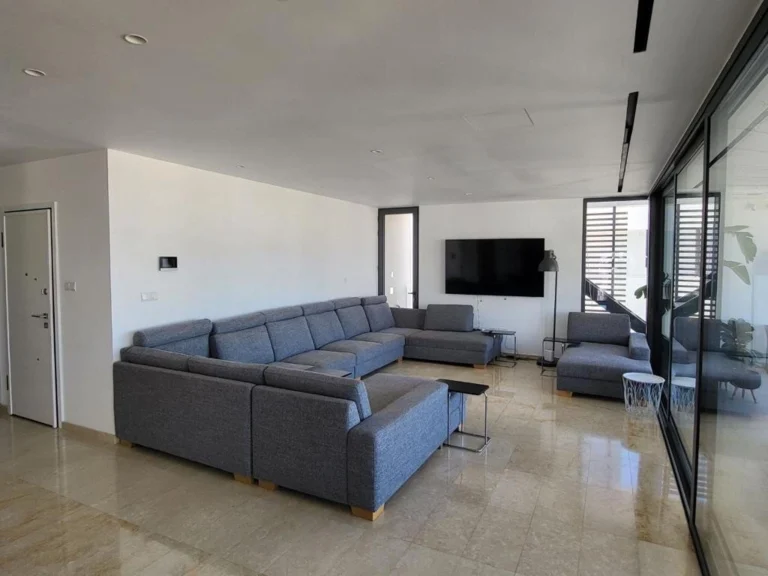 3 Bedroom Apartment for Sale in Agios Nikolaos, Limassol District