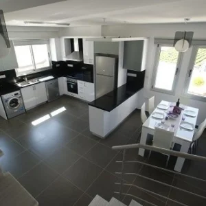 3 Bedroom House for Sale in Chlorakas, Paphos District
