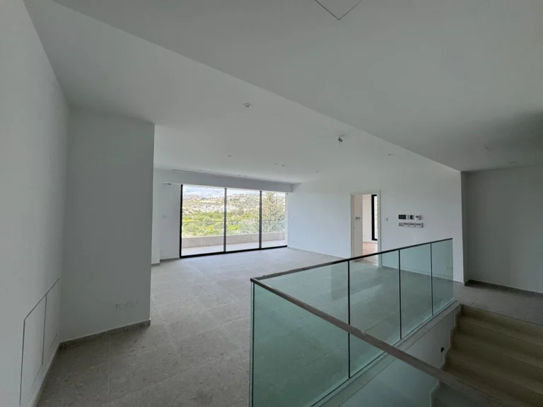 2 Bedroom Apartment for Sale in Amathounta, Limassol District