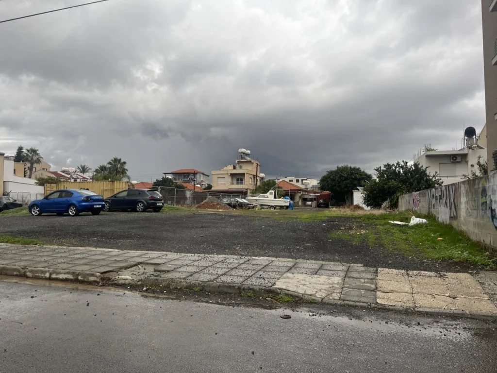 555m² Plot for Sale in Limassol – Omonoia