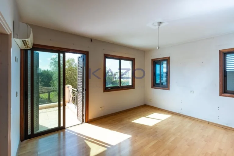 Cheap Houses and Villas for Sale Nicosia up to 600000 euro