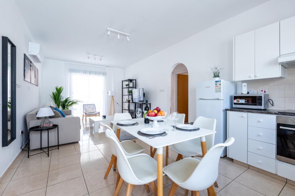 2 Bedroom Apartment for Rent in Paphos – Universal