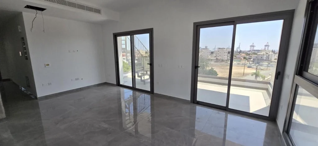 3 Bedroom Apartment for Sale in Limassol – Zakaki