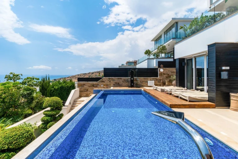 5 Bedroom House for Rent in Limassol District