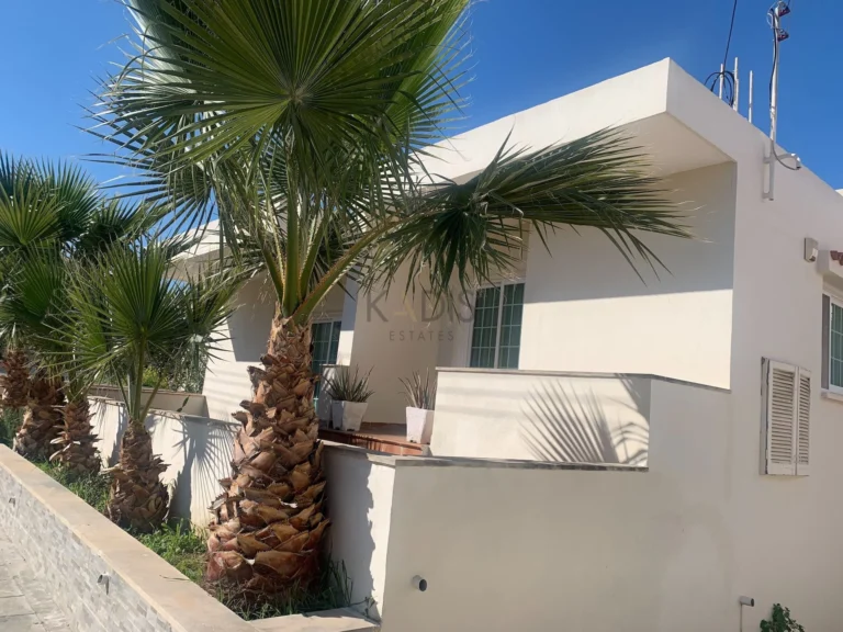 5 Bedroom House for Sale in Nicosia District