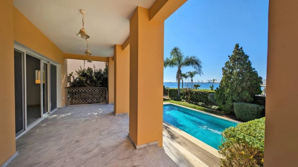 4 Bedroom House for Sale