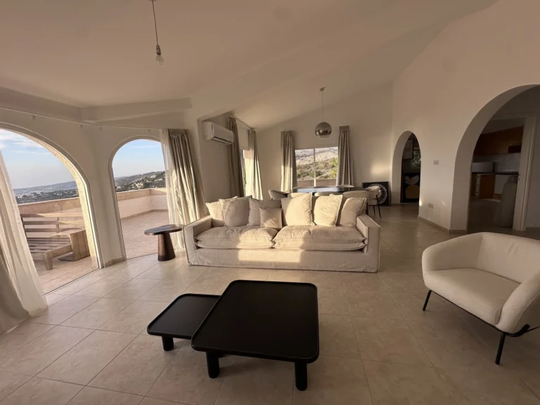 5 Bedroom House for Sale in Tala, Paphos District
