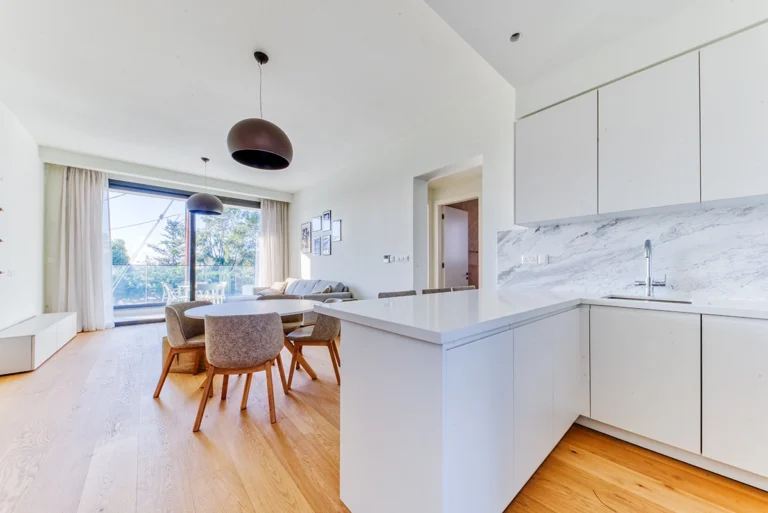 2 Bedroom Apartment for Rent in Potamos Germasogeias, Limassol District