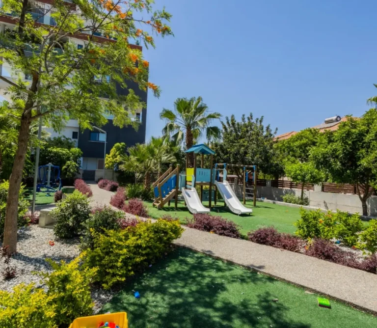 4 Bedroom Apartment for Sale in Limassol District