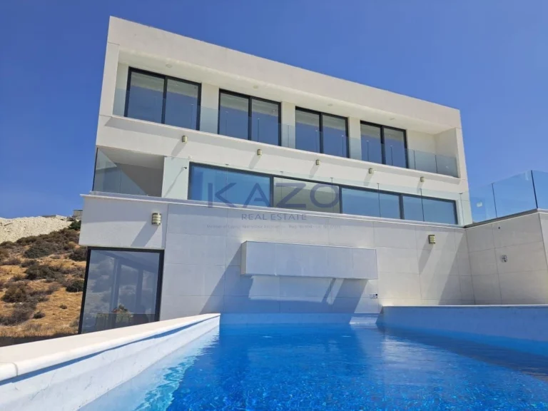 737m² House for Sale in Agios Tychonas, Limassol District