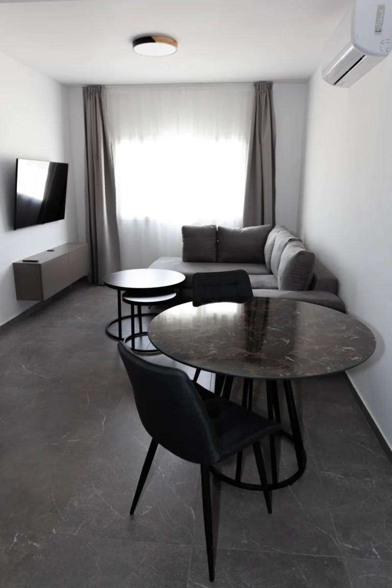 4 Bedroom Apartment for Sale in Nicosia – Agios Ioannis, Limassol District
