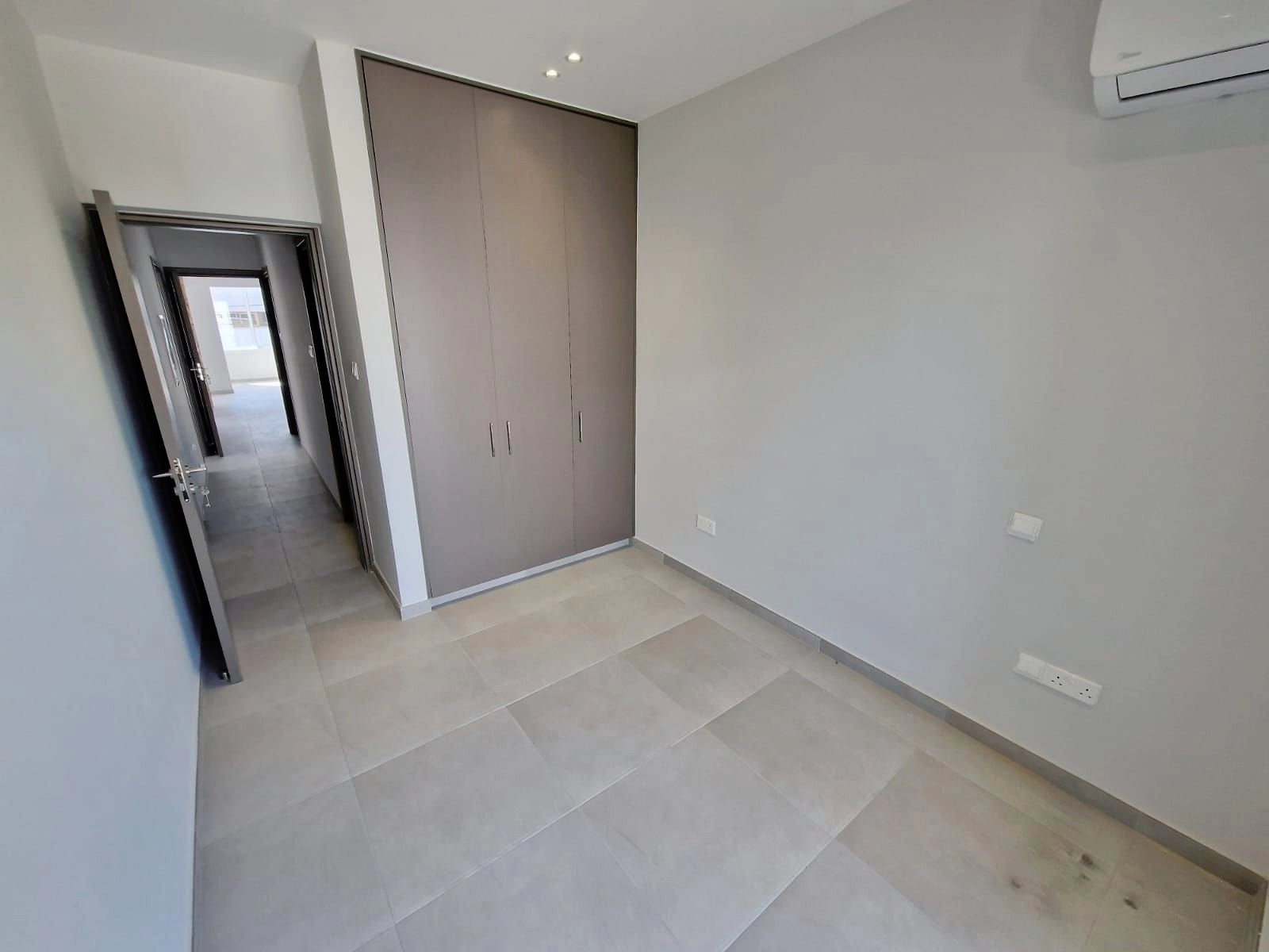 260m² Building for Rent in Limassol District