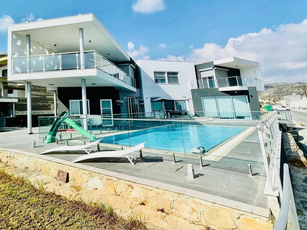 5 Bedroom House for Rent in Limassol – Agios Athanasios