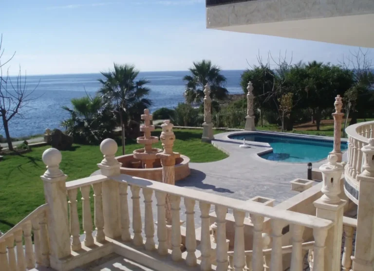 6+ Bedroom House for Sale in Chlorakas, Paphos District