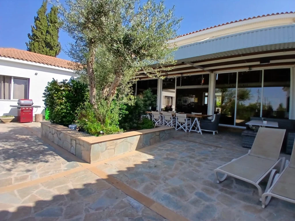 4 Bedroom House for Sale in Timi, Paphos District