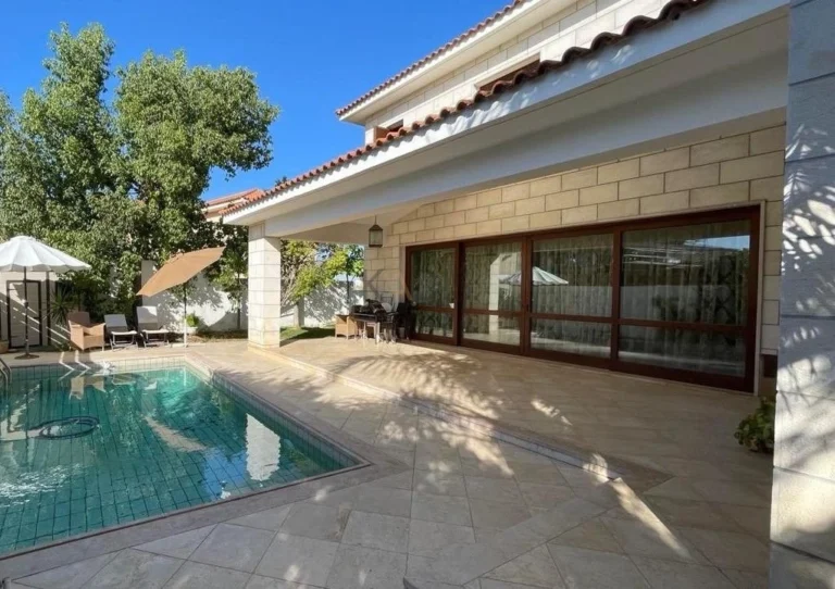 Cheap Houses and Villas for Sale Nicosia up to 900000 euro