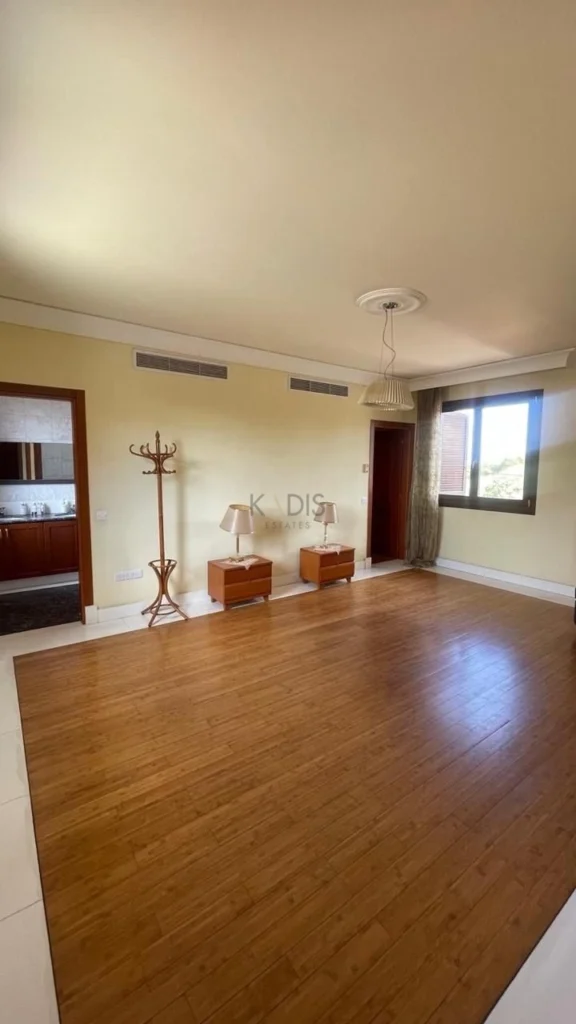 4 Bedroom House for Sale in Strovolos, Nicosia District