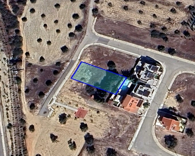 777m² Plot for Sale in Latsia, Nicosia District