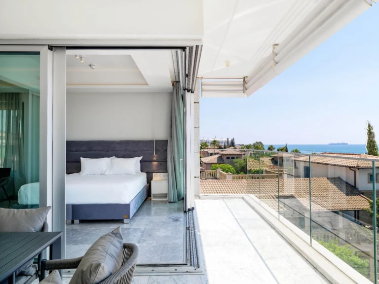 2 Bedroom Apartment for Sale in Agios Tychonas, Limassol District