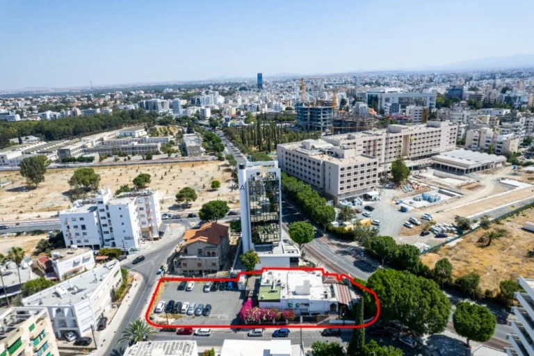 522m² Commercial for Sale in Nicosia District