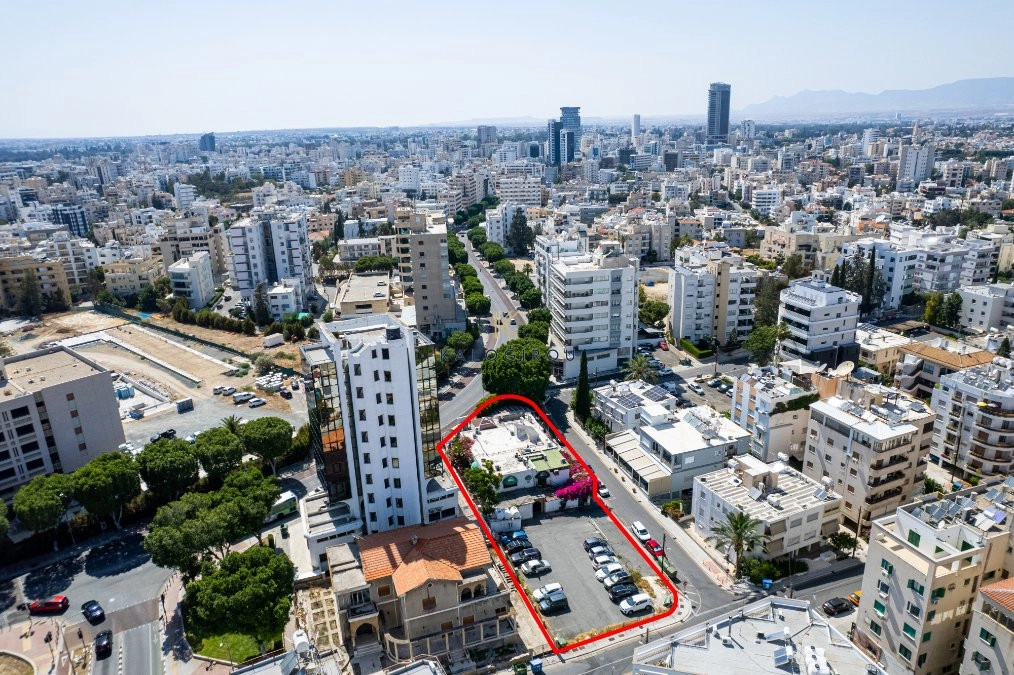 522m² Commercial for Sale in Nicosia District