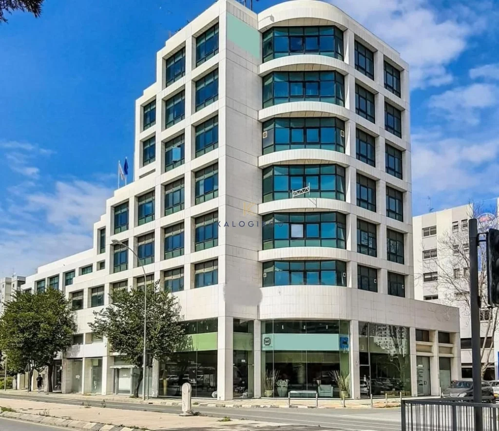 238m² Office for Rent in Agioi Omologites, Nicosia District