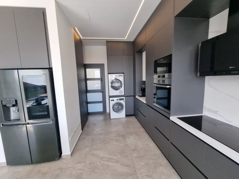 4 Bedroom House for Sale in Parekklisia, Limassol District