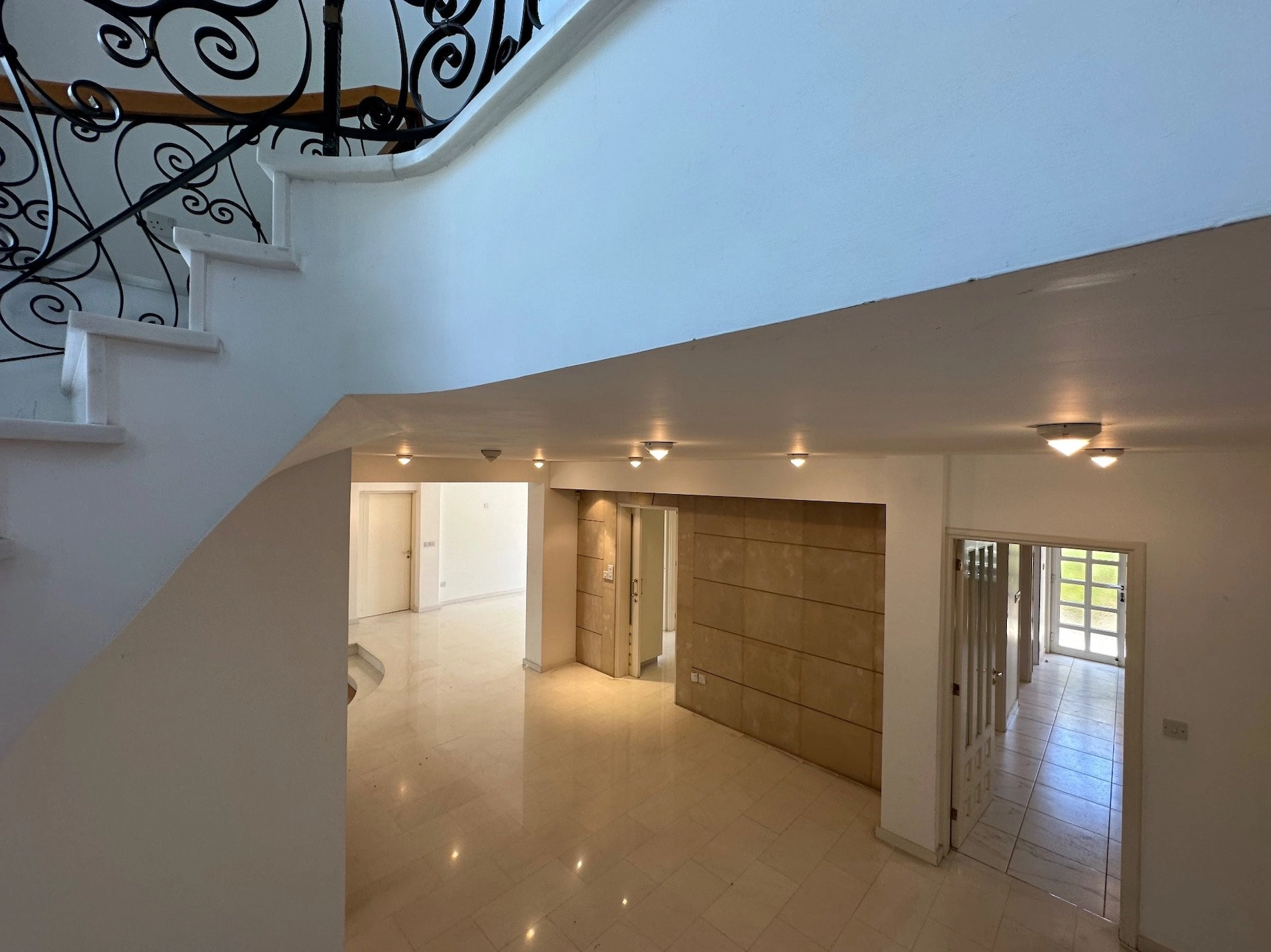 360m² Building for Rent in Limassol – Agios Nektarios
