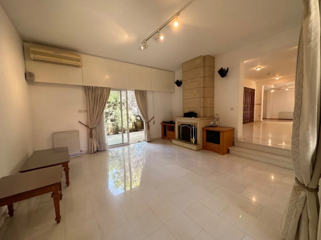 360m² Building for Rent in Limassol – Agios Nektarios