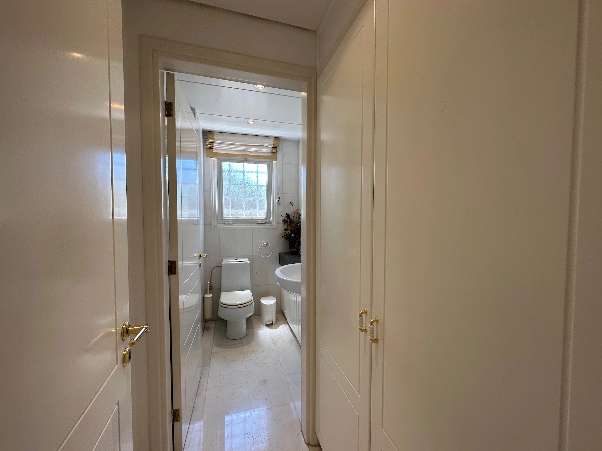 360m² Building for Rent in Limassol – Agios Nektarios