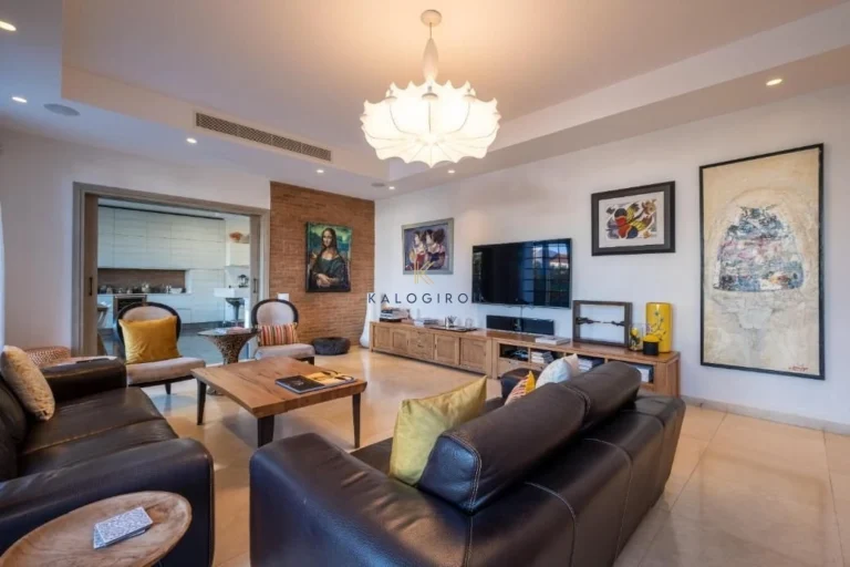 746m² House for Sale in Engomi, Nicosia District