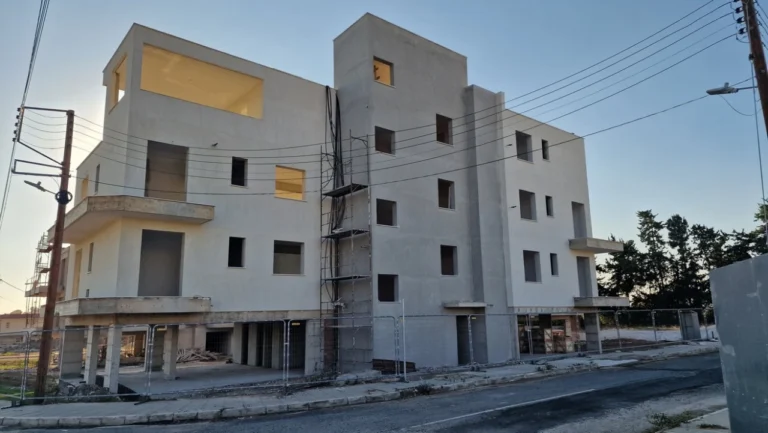 2 Bedroom Apartment for Sale in Paphos – Universal
