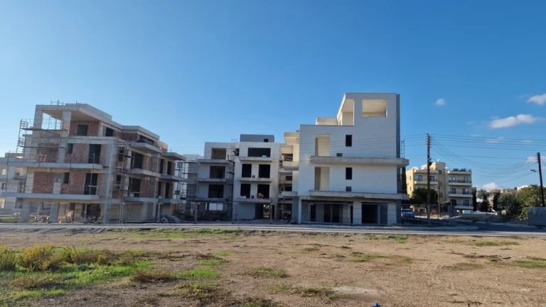 2 Bedroom Apartment for Sale in Paphos – Universal