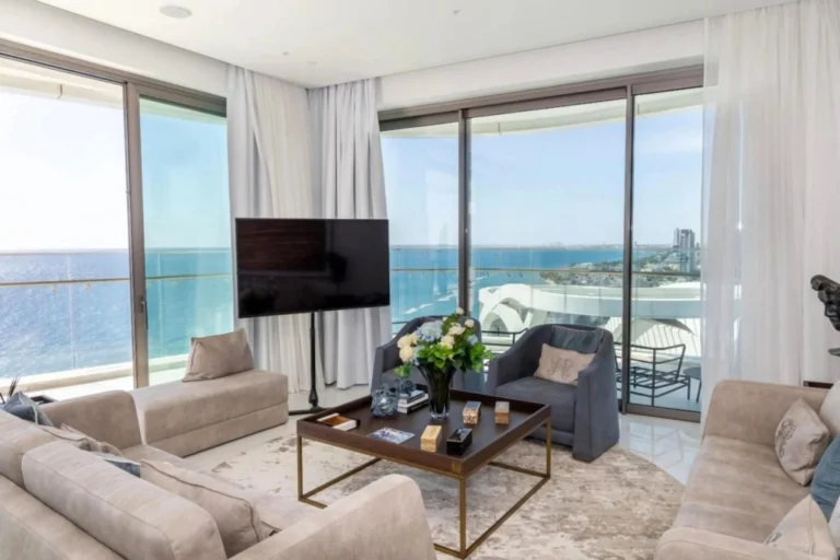 2 Bedroom Apartment for Sale in Germasogeia, Limassol District